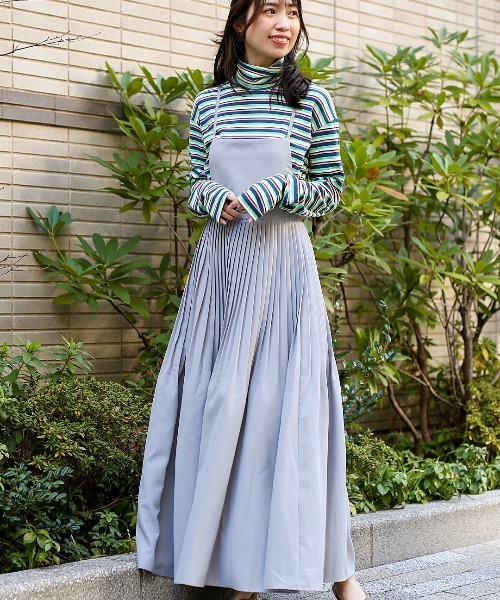 チチカカ（チチカカ）の「メニータックサロペットスカート（ジャンパースカート・レディース・ライトグレー/ブラック/カーキ・FREE）」の14枚目の写真