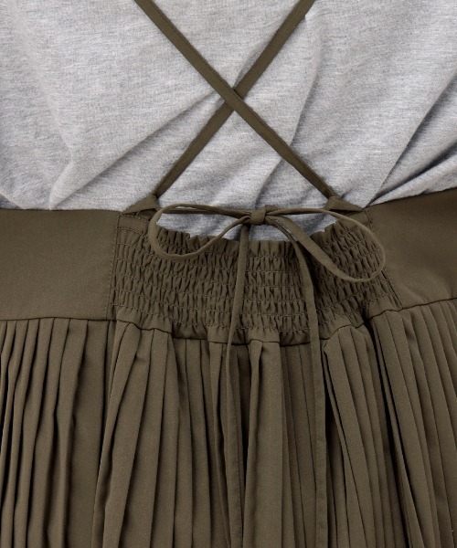 チチカカ（チチカカ）の「メニータックサロペットスカート（ジャンパースカート・レディース・ライトグレー/ブラック/カーキ・FREE）」の9枚目の写真