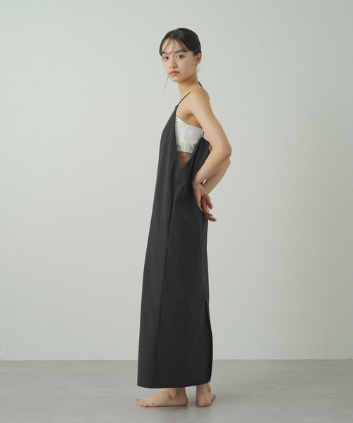 earthy（アーシー）の「【earthy_】キーピングキャミワンピース（ワンピース・レディース・ベージュ/ブラック・FREE）」の7枚目の写真
