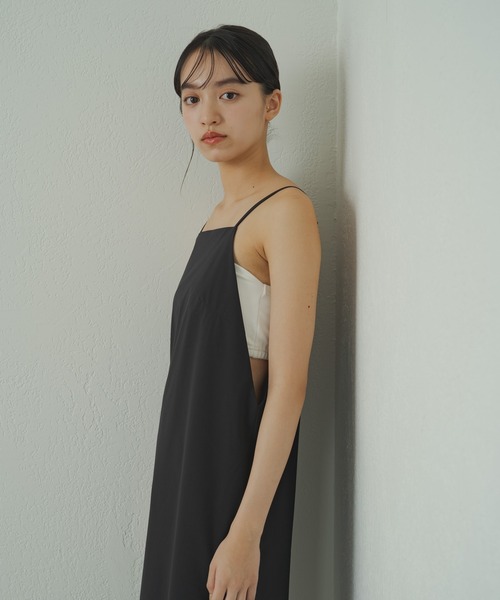 earthy（アーシー）の「【earthy_】キーピングキャミワンピース（ワンピース・レディース・ベージュ/ブラック・FREE）」の16枚目の写真