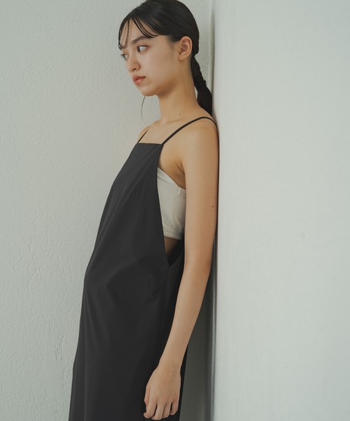 earthy（アーシー）の「【earthy_】キーピングキャミワンピース（ワンピース・レディース・ベージュ/ブラック・FREE）」の17枚目の写真