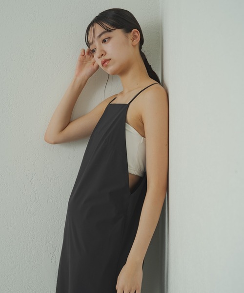 earthy（アーシー）の「【earthy_】キーピングキャミワンピース（ワンピース・レディース・ベージュ/ブラック・FREE）」の18枚目の写真