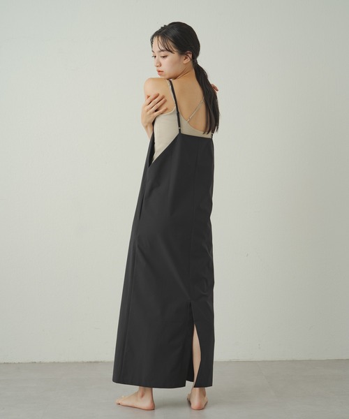 earthy（アーシー）の「【earthy_】キーピングキャミワンピース（ワンピース・レディース・ベージュ/ブラック・FREE）」の13枚目の写真