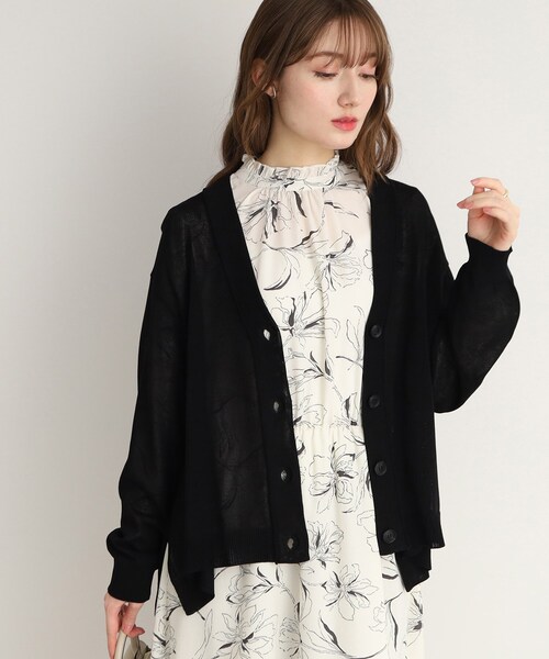 SHOO・LA・RUE（シューラルー）の「◆カーリングVネックカーディガン（カーディガン/ボレロ・レディース・ブラック/グレー系/ホワイト/ライトグリーン・00）」の2枚目の写真