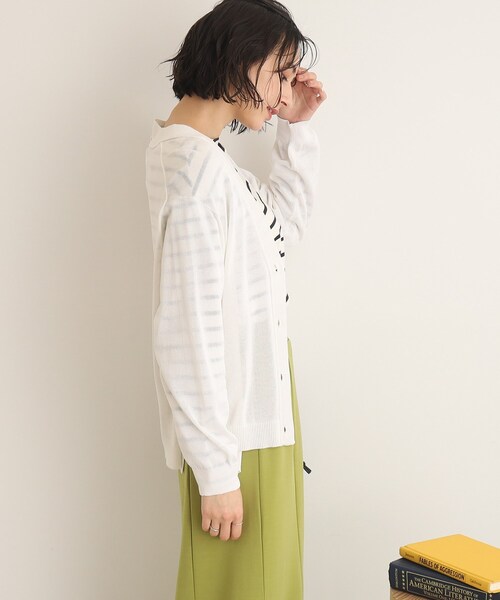 SHOO・LA・RUE（シューラルー）の「◆カーリングVネックカーディガン（カーディガン/ボレロ・レディース・ブラック/グレー系/ホワイト/ライトグリーン・00）」の13枚目の写真