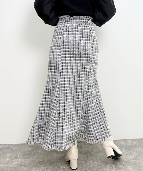 INGNI（イング）の「裾フリンジツイードマーメイドスカート（スカート・レディース・ホワイト×ブラック/ブラック・FREE）」の12枚目の写真