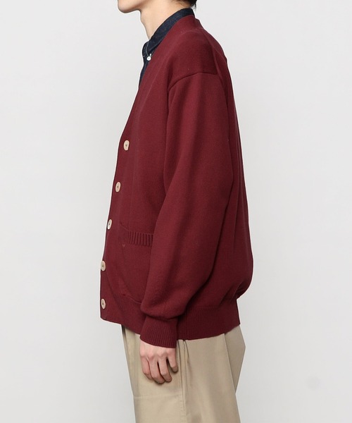 GYMPHLEX(ジムフレックス)の「Gymphlex | Vネックカーディガン MEN(カーディガン/ボレロ・メンズ・オフホワイト/イエロー/ダークネイビー/ダークグリーン/レッド・M/L/S)」の8枚目の写真