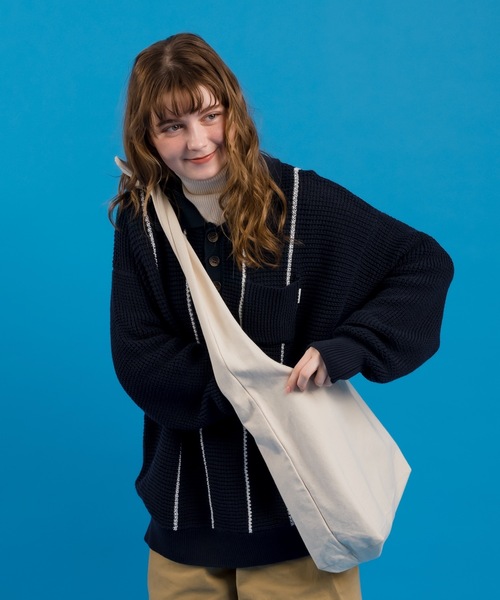 MUHET（ミュエータ）の「ワッフル編みポロニット（ニット/セーター・レディース・ネイビー/ライトグリーン・X-LARGE/MEDIUM）」の11枚目の写真