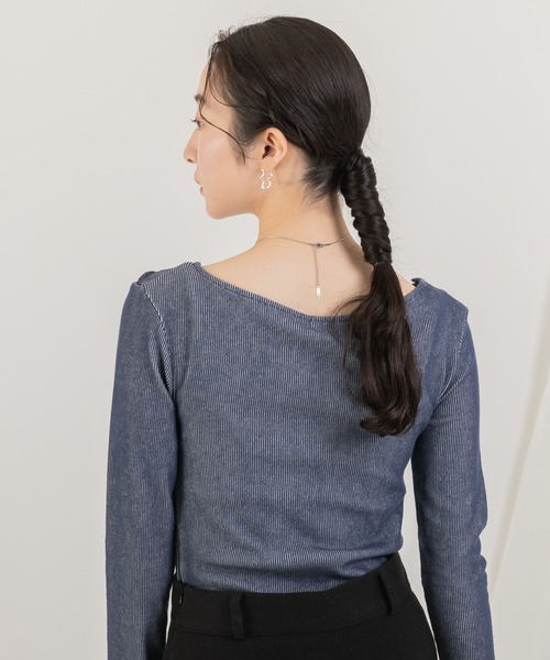 Jeudi(ジュディ)の「オフショルダーティーカラートップス(Tシャツ/カットソー・レディース・ブラック/ネイビー/アイボリー・FREE)」の12枚目の写真