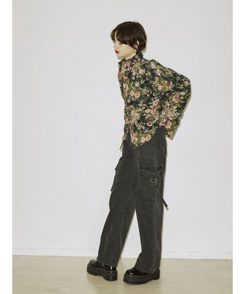 jouetie（ジュエティ）の「カーゴデニム（カーゴパンツ・レディース・ライトブルー/ブラック・SMALL/MEDIUM）」の19枚目の写真