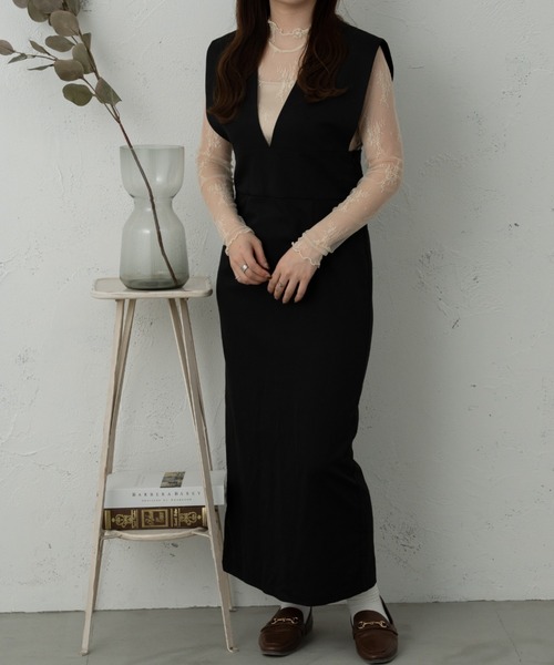 Ambre Neige(アンブルネージュ)の「Vネックジャンパースカート/【WEB/EC限定商品】(ジャンパースカート・レディース・ダークブラウン/ベージュ/ブラック・SMALL/MEDIUM)」の13枚目の写真