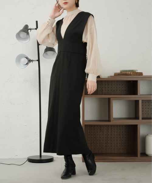 Ambre Neige(アンブルネージュ)の「Vネックジャンパースカート/【WEB/EC限定商品】(ジャンパースカート・レディース・ダークブラウン/ベージュ/ブラック・SMALL/MEDIUM)」の15枚目の写真