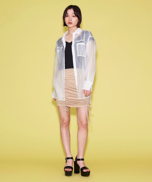 FOREVER 21(フォーエバー トゥエンティーワン)の「【MODE】レギュラーカラーシアーシャツ(シャツ/ブラウス・レディース・ホワイト/ブラック/レッド・FREE)」の7枚目の写真