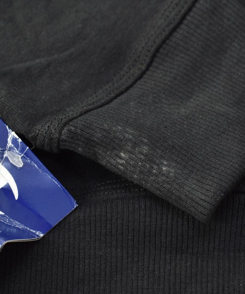 Champion（チャンピオン）の「【ヴィンテージ古着】Champion / チャンピオン ロゴ刺繍 スウェットパーカー デッドストック（パーカー・メンズ・ブラック・SMALL）」の12枚目の写真