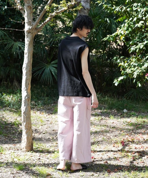 Air Tokyo(エアートウキョー)の「オーバーサイズ ポケット付き フレンチスリーブ カットソー(Tシャツ/カットソー・メンズ・オフホワイト/ブラック/グレイッシュベージュ・MEDIUM/LARGE)」の4枚目の写真