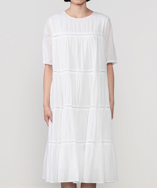 Bshop(ビショップ)の「normment | コットン 半袖ティアードワンピース WOMEN(ワンピース・レディース・ブラック/ロイヤルブルー/ホワイト・ONE)」の4枚目の写真