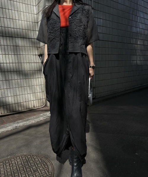 Ameri（アメリ）の「UNEVEN EMBROIDERY SHEER TOP（シャツ/ブラウス