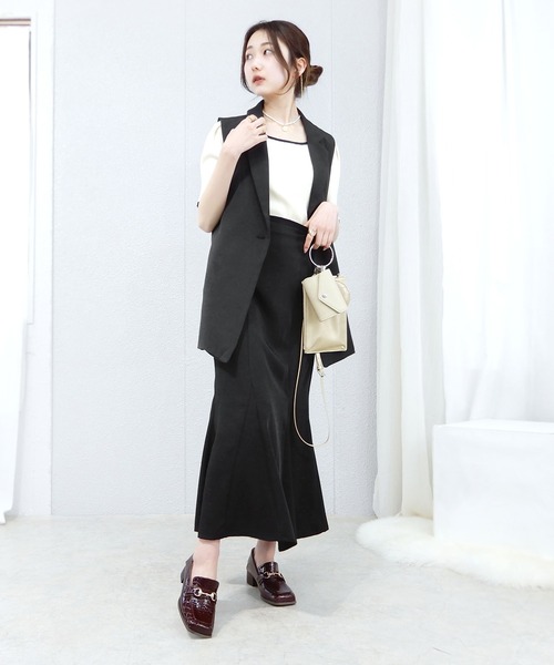 alala（アララ）の「スクエアトゥビットヒールローファー（ローファー・レディース・ブラック/ネイビー/ワインレッド・LL/S/M/L）」の18枚目の写真