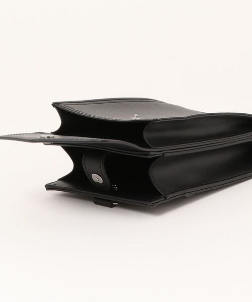 MOUSSY（マウジー）の「MULTI ケース（ポーチ・レディース・ブラック/シルバー・FREE）」の22枚目の写真