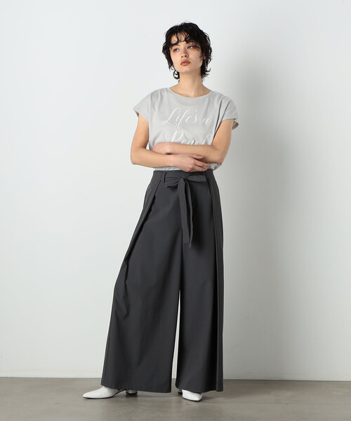 COMME CA ISM(コムサイズム)の「前後 2WAY ロゴプリント Tシャツ(Tシャツ/カットソー・レディース・チャコール/ホワイト/ピンク/ライトグレー・SMALL/MEDIUM/LARGE)」の14枚目の写真