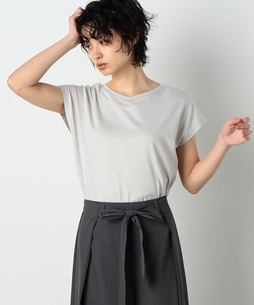 COMME CA ISM(コムサイズム)の「前後 2WAY ロゴプリント Tシャツ(Tシャツ/カットソー・レディース・チャコール/ホワイト/ピンク/ライトグレー・SMALL/MEDIUM/LARGE)」の17枚目の写真