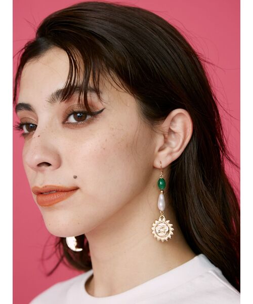 EVRIS（エヴリス）の「STONE MIX SUNNY ピアス（ピアス（両耳用）・レディース・シルバー/ゴールド・FREE）」の2枚目の写真