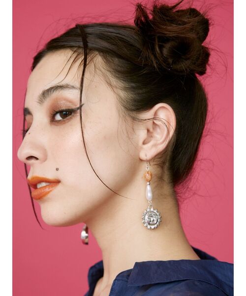 EVRIS（エヴリス）の「STONE MIX SUNNY ピアス（ピアス（両耳用）・レディース・シルバー/ゴールド・FREE）」の5枚目の写真