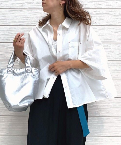 Q（キュー）の「バックロゴシャツ2（シャツ/ブラウス・レディース・ブラック系/オレンジ/ホワイト・MEDIUM）」の17枚目の写真