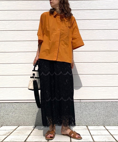 Q（キュー）の「バックロゴシャツ2（シャツ/ブラウス・レディース・ブラック系/オレンジ/ホワイト・MEDIUM）」の20枚目の写真