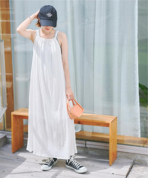 titivate（ティティベイト）の「楊柳ストライプホルターネック