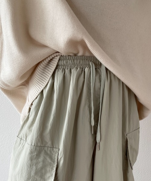 wee9s（ウィークス）の「super loose cargo shaka pants / スーパールーズカーゴシャカパンツ（カーゴパンツ・レディース・ブラック/ピンク/アイボリー/ホワイト・FREE）」の16枚目の写真