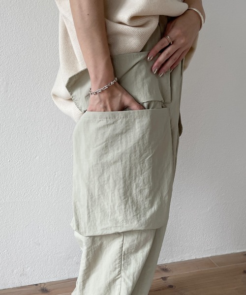 wee9s（ウィークス）の「super loose cargo shaka pants / スーパールーズカーゴシャカパンツ（カーゴパンツ・レディース・ブラック/ピンク/アイボリー/ホワイト・FREE）」の19枚目の写真