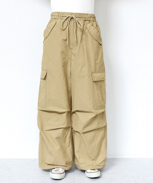andme（アンドミー）の「2wayミリタリーカーゴパンツ（カーゴパンツ・レディース・ブラック/オフホワイト/ベージュ/ライトカーキ・S/M）」の17枚目の写真