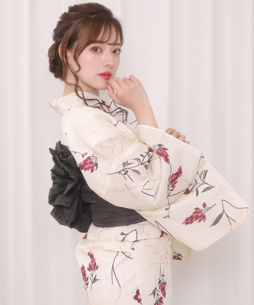 KYOETSU（キョウエツ）の「1人で簡単着付け 浴衣 レディース 6点セット( 浴衣 + 帯 + 下駄 + 肌着 + 腰紐2枚 ) EG（浴衣・レディース・レッド系その他2/オレンジ系その他2/レッド系その他/レッド系その他3/ブラック系その他/オレンジ系その他/ブルー系その他/パープル系その他/その他11/その他13/その他1/その他2/その他3/その他5/その他4/その他6/その他7/その他12/その他8/その他10/その他9・フリー）」の15枚目の写真