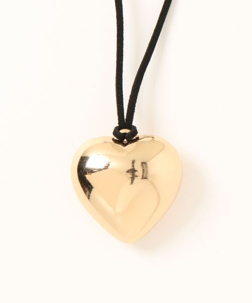 BARELY BLUE（ベアリーブルー）の「【 BARELY BLUE / ベアリーブルー 】 ビッグ ハート コード ネックレス / チョーカー（ネックレス・レディース・シルバー/ゴールド・FREE）」の6枚目の写真