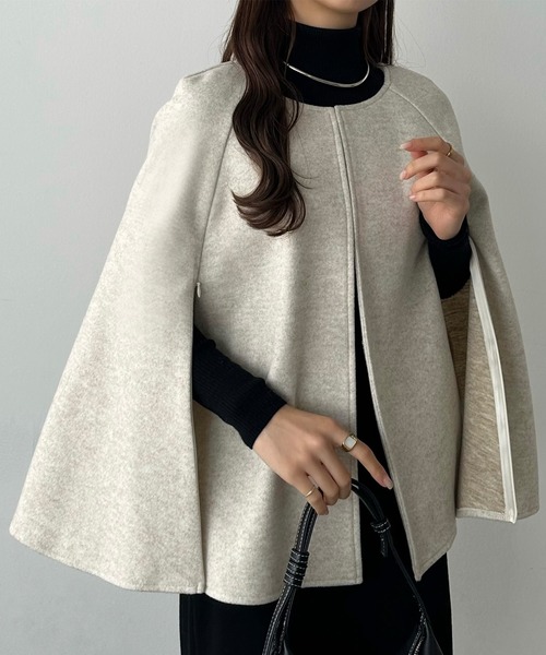 callautia（カラウティア）の「スリットスリーブケープコート（ノーカラーコート・レディース・ブラウン/アイボリー/ブラック・SMALL/LARGE/MEDIUM）」の8枚目の写真