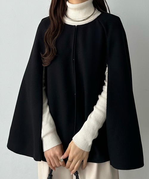 callautia（カラウティア）の「スリットスリーブケープコート（ノーカラーコート・レディース・ブラウン/アイボリー/ブラック・SMALL/LARGE/MEDIUM）」の20枚目の写真
