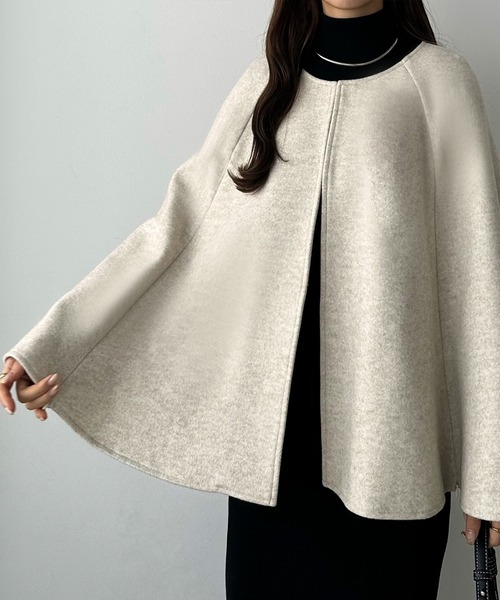 callautia（カラウティア）の「スリットスリーブケープコート（ノーカラーコート・レディース・ブラウン/アイボリー/ブラック・SMALL/LARGE/MEDIUM）」の15枚目の写真