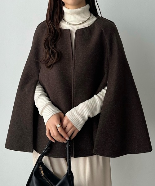 callautia（カラウティア）の「スリットスリーブケープコート（ノーカラーコート・レディース・ブラウン/アイボリー/ブラック・SMALL/LARGE/MEDIUM）」の17枚目の写真