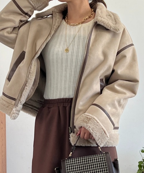 un dix cors（アンディコール）の「フェイクファームートンコート（ムートンコート・レディース・ベージュ・FREE）」の3枚目の写真