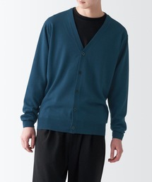 洗えるウールハイゲージＶネックカーディガン