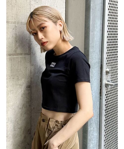 MURUA（ムルーア）の「mumuクロップトTシャツ（Tシャツ/カットソー・レディース・ホワイト/ブラック/グレー/その他1・FREE）」の5枚目の写真