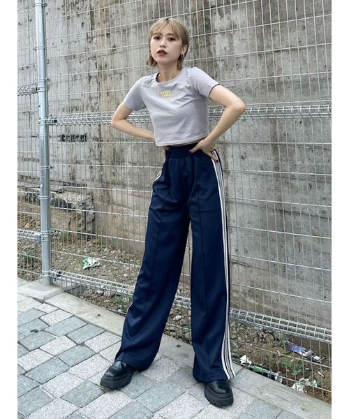 MURUA（ムルーア）の「mumuクロップトTシャツ（Tシャツ/カットソー・レディース・ホワイト/ブラック/グレー/その他1・FREE）」の10枚目の写真