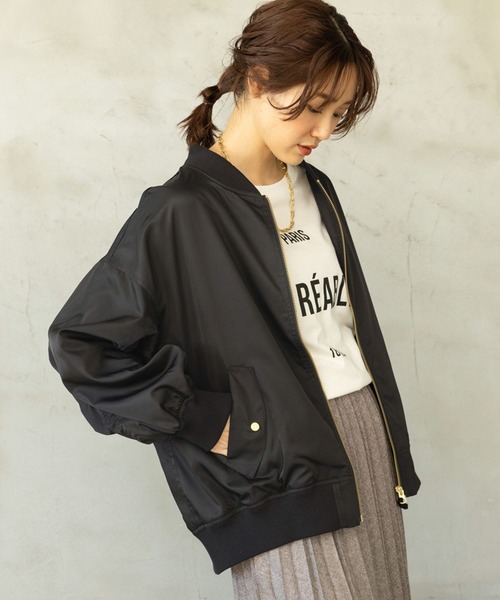 GLOBAL WORK(グローバルワーク)の「軽やか撥水MA-1/961222(MA-1・レディース・ベージュ/ブラック/ブラウン系その他6・LONG/SHORT/FREE)」の8枚目の写真