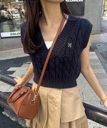 one after another NICE CLAUP | ワンポイント刺繍ケーブルニットベスト(ベスト)