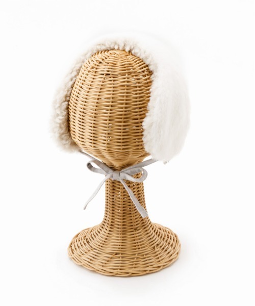 Casselini（キャセリーニ）の「Casselini(キャセリーニ)kidsリバーシブルイヤマフ（イヤーマフ・キッズ・ブラック/ホワイト/ブルー/ベージュ・FREE）」の2枚目の写真