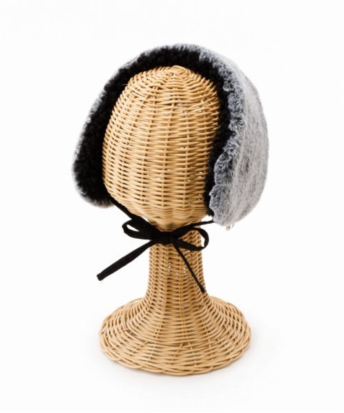 Casselini（キャセリーニ）の「Casselini(キャセリーニ)kidsリバーシブルイヤマフ（イヤーマフ・キッズ・ブラック/ホワイト/ブルー/ベージュ・FREE）」の3枚目の写真