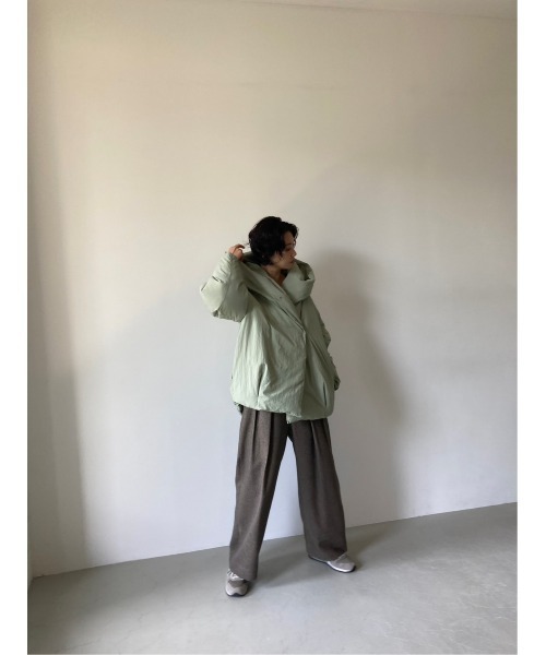 BLACK by MOUSSY　ショートダウンコート　カーキ BLACK BY MOUSSY（ブラックバイマウジー）の「short down coat