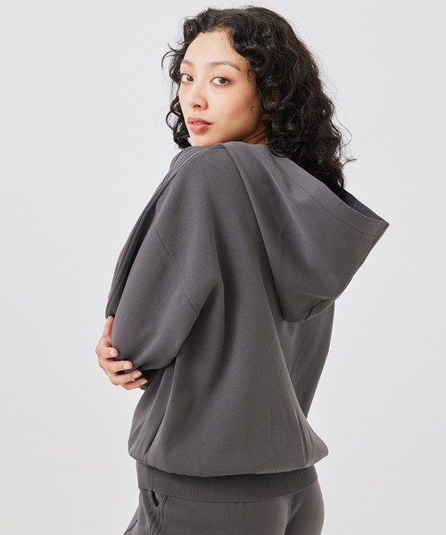 NERGY（ナージー）の「スポンジニットフード付きプルオーバー（パーカー・レディース・スミクロ/ラベンダー/ライトグレー/ベージュ・FREE）」の17枚目の写真