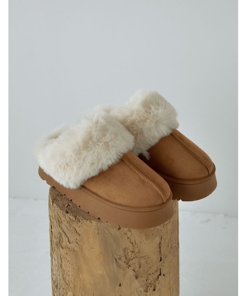 Re:EDIT（リエディ）の「[大きいサイズ有]厚底フェイクファームートンスリッパ（スリッポン・レディース・アイボリー/キャメル/ブラック・SMALL/XX-LARGE/X-LARGE/LARGE/MEDIUM）」の4枚目の写真